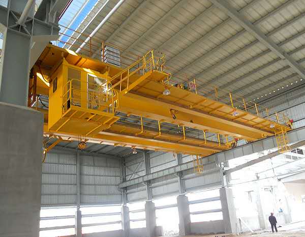 QD型電動(dòng)雙梁橋式起重機(jī)